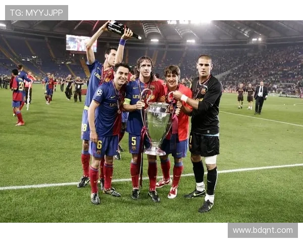 德甲球队夺得欧冠冠军的历史时刻与赛季回顾