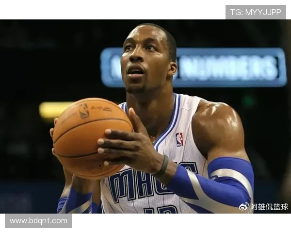 奥尼尔与霍华德巅峰对决背后的力量与时代碰撞篮下争霸传奇赛场风云